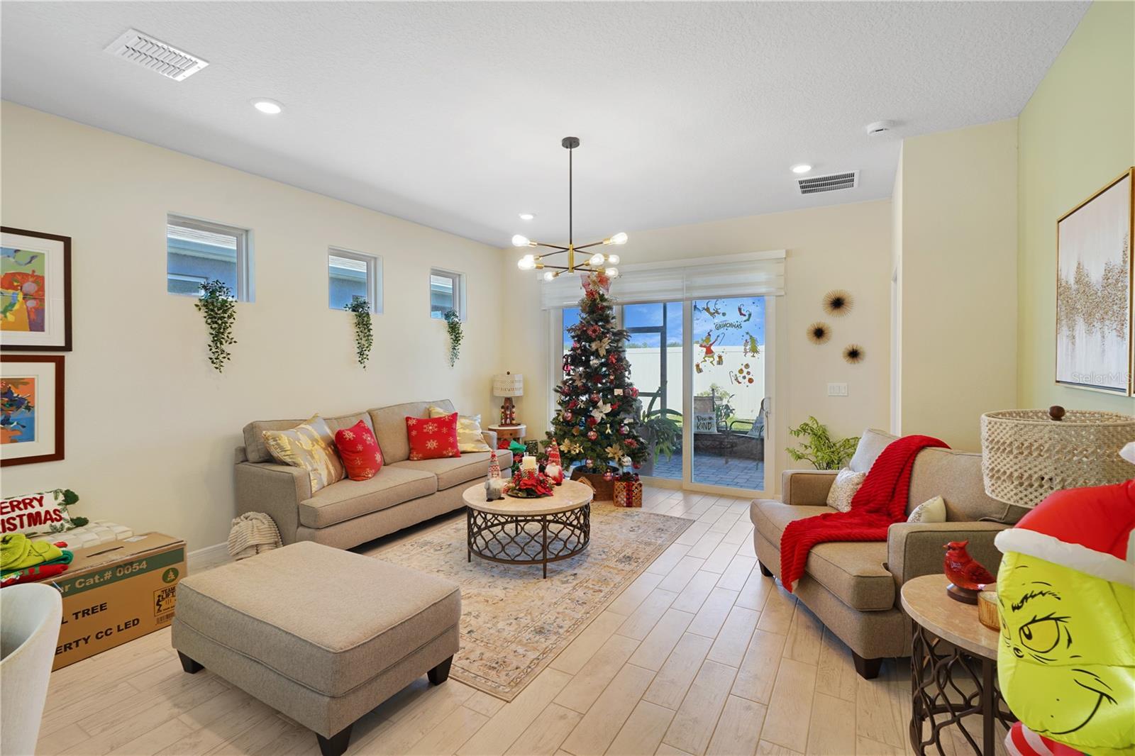 Image 10 of 17 For 1881 Spring Shower Circle