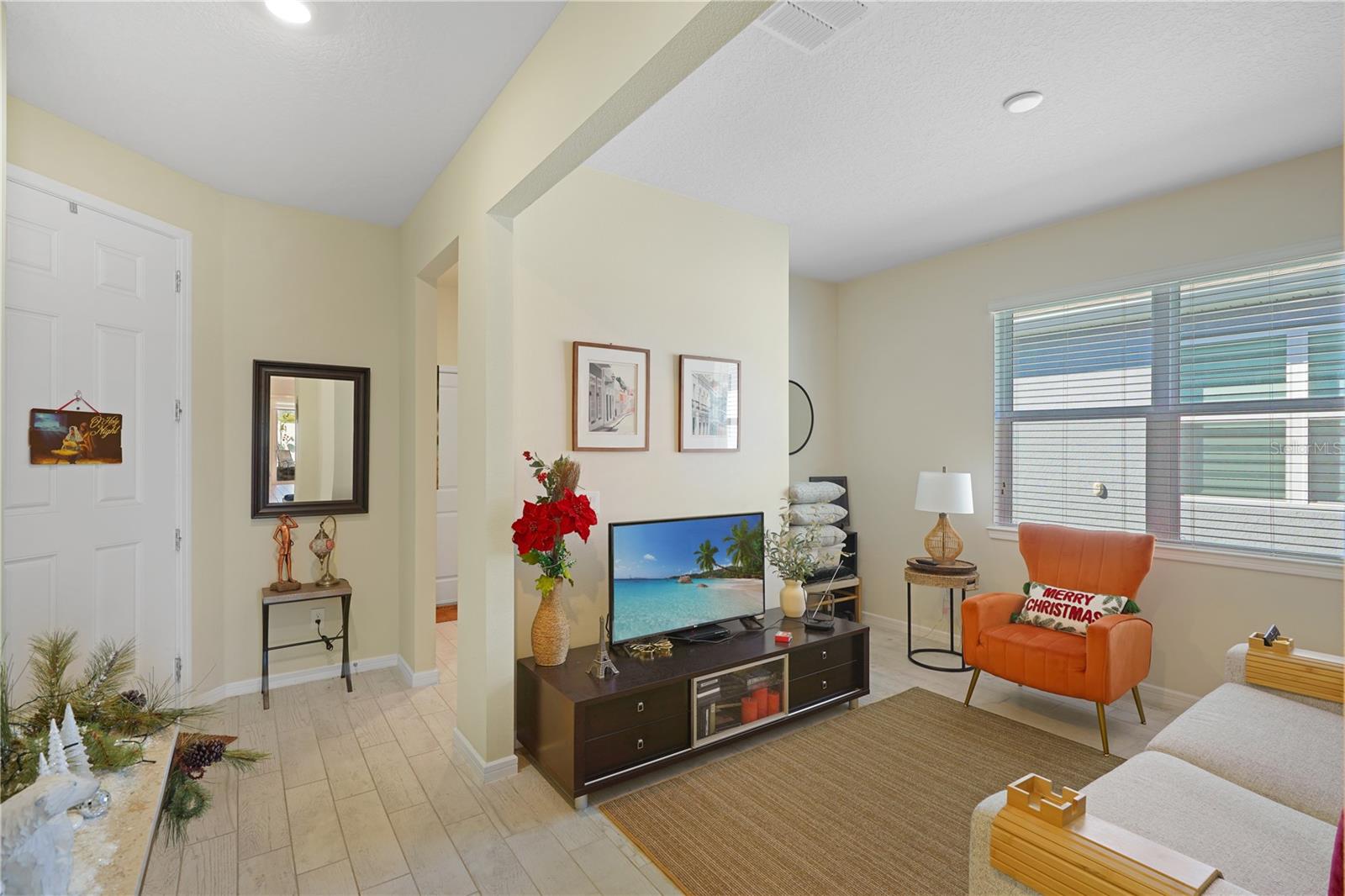 Image 3 of 17 For 1881 Spring Shower Circle