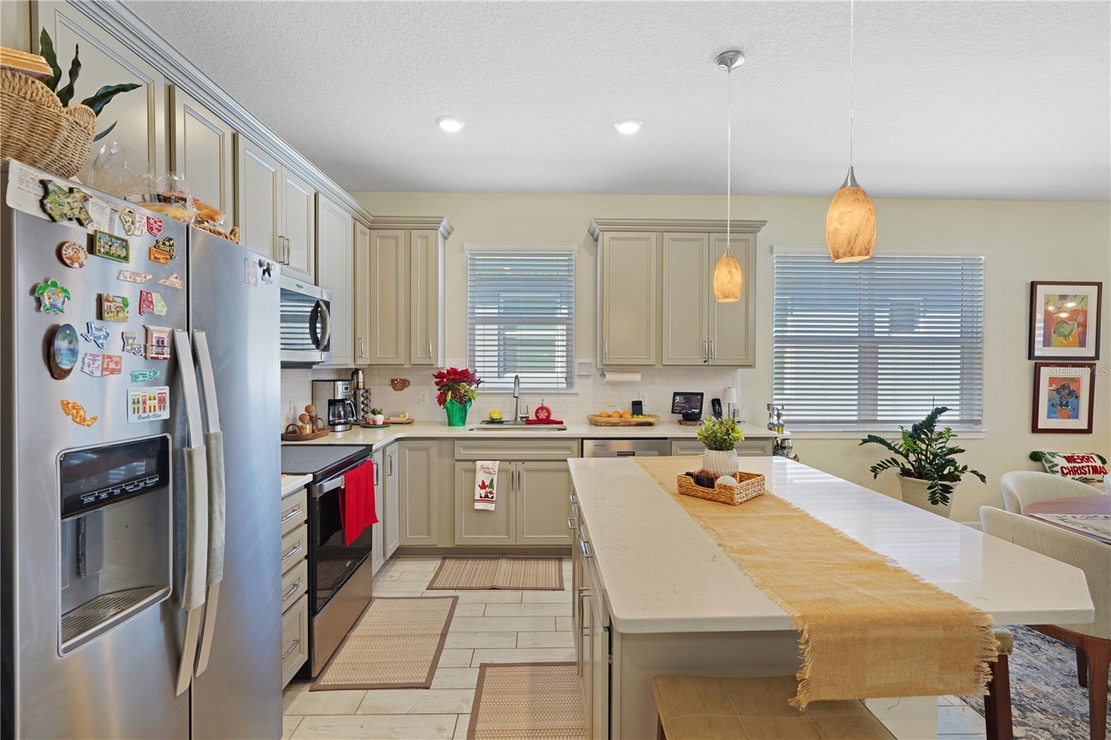 Image 5 of 17 For 1881 Spring Shower Circle