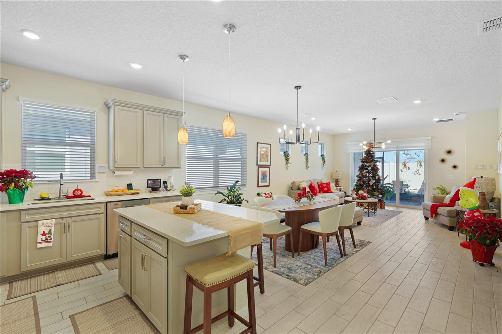 Image 7 of 17 For 1881 Spring Shower Circle