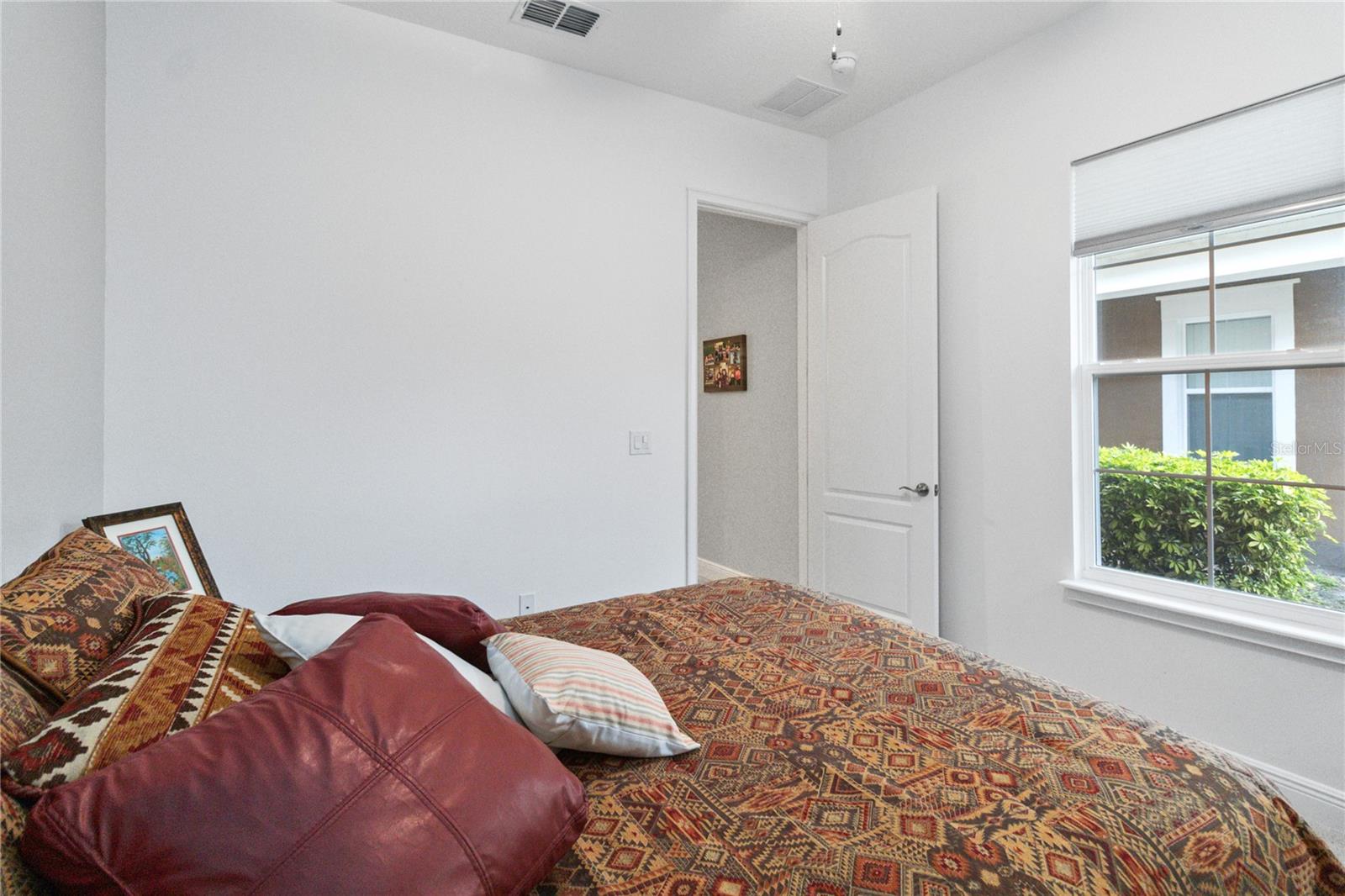 Image 37 of 62 For 2487 Yellow Brick Road