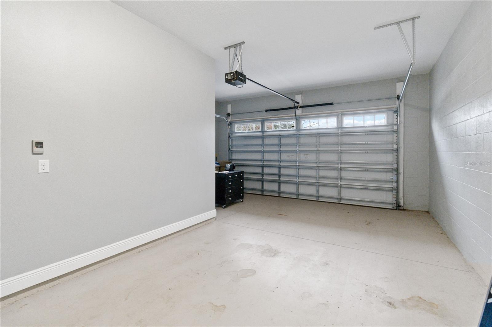 Image 41 of 62 For 2487 Yellow Brick Road