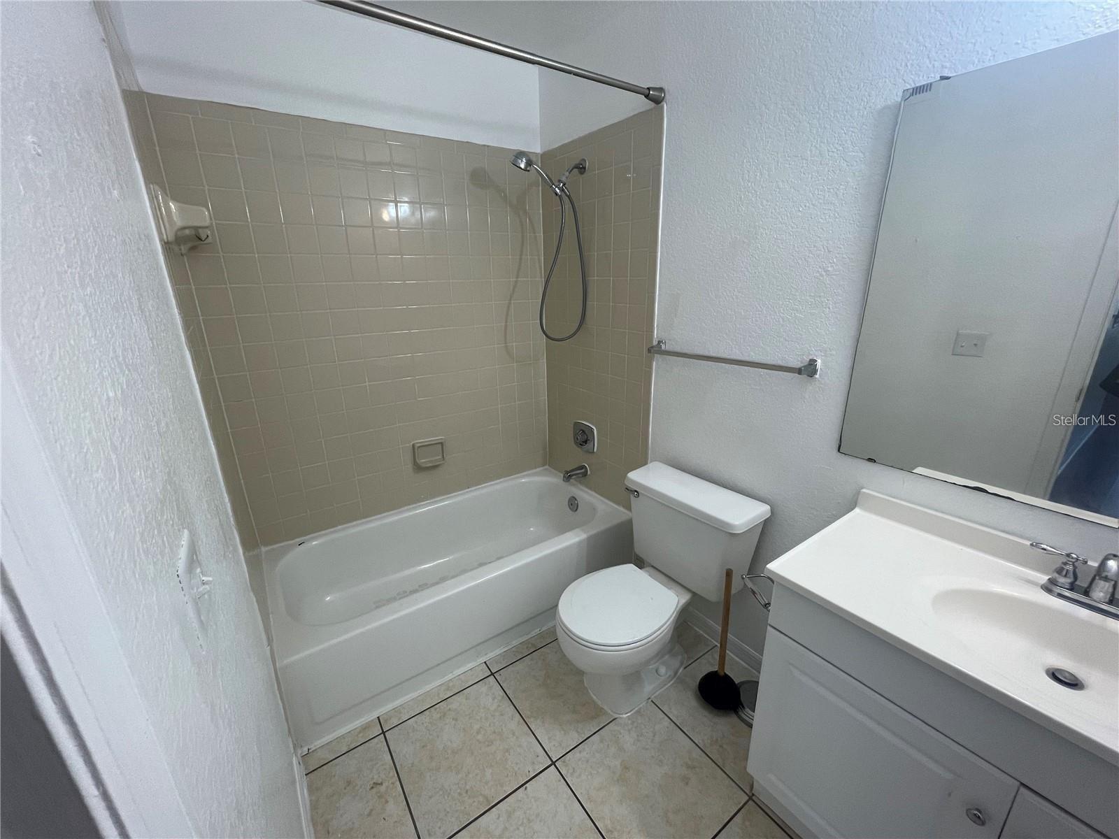 Image 15 of 20 For 1027 Hiawassee Road 2323