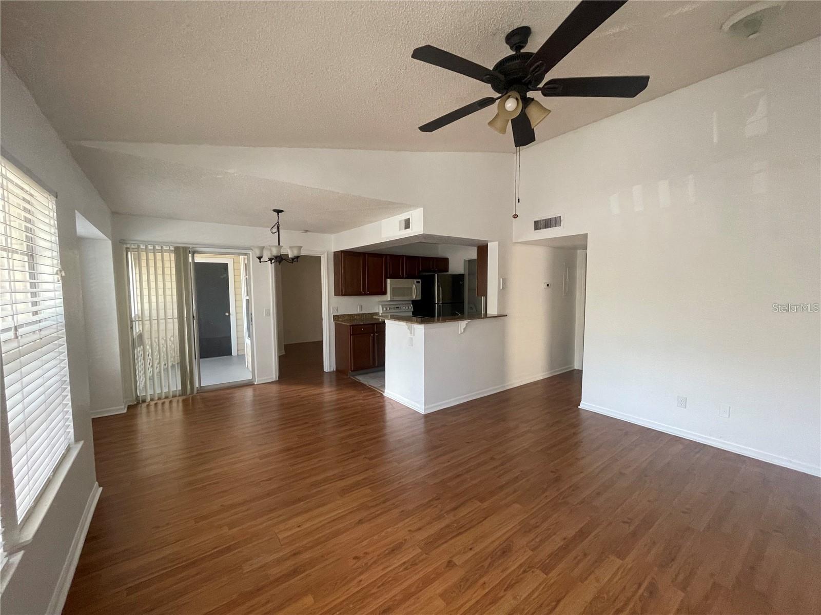 Image 5 of 20 For 1027 Hiawassee Road 2323