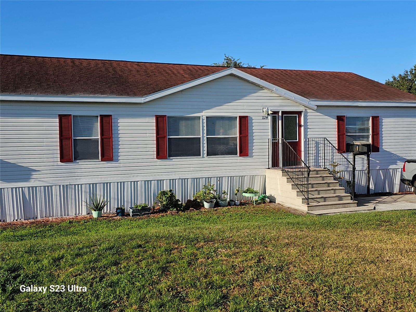 Listing Details for 1124 Dara Cay Drive, KISSIMMEE, FL 34741