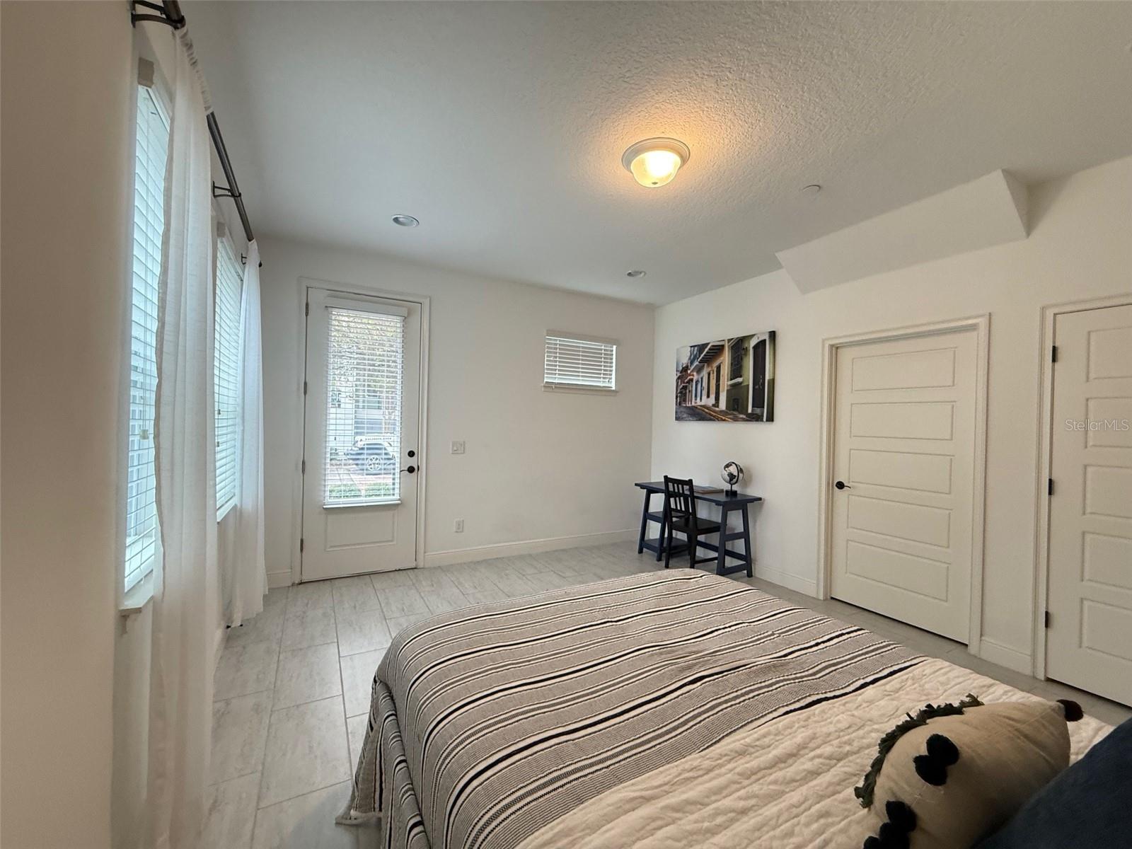 Image 21 of 38 For 8483 Karrer Terrace