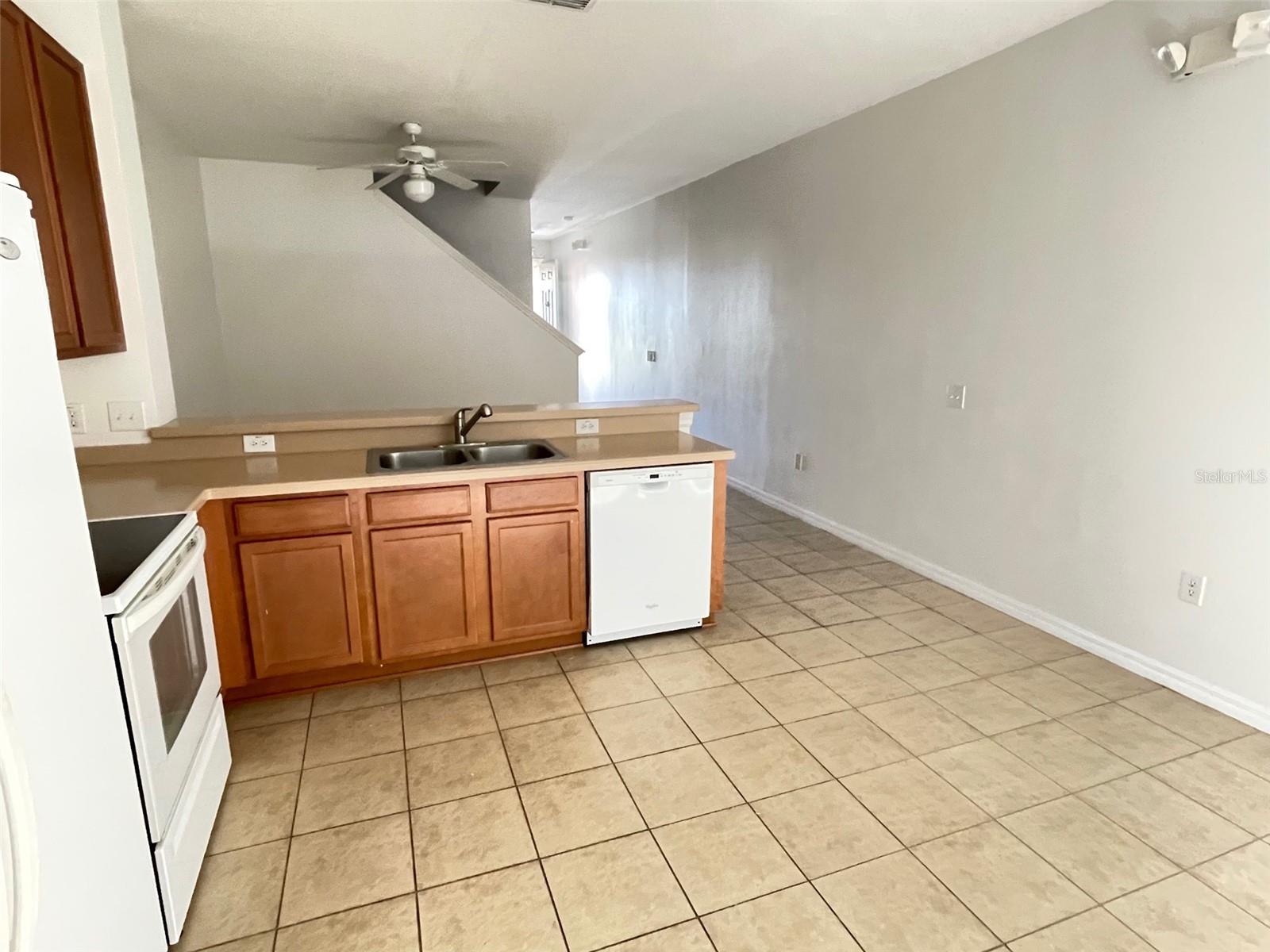 Image 7 of 20 For 5168 Regatta Drive