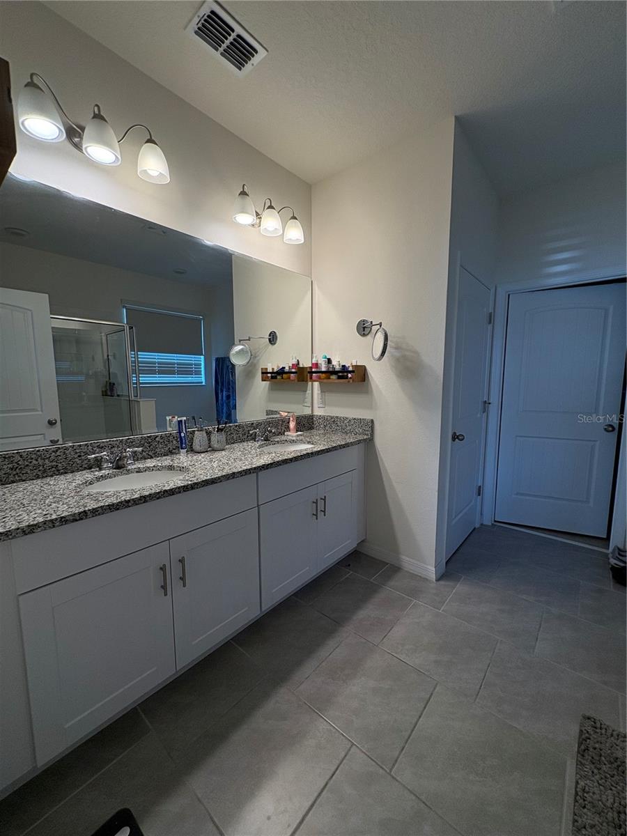 Image 15 of 37 For 1948 Rankin Street