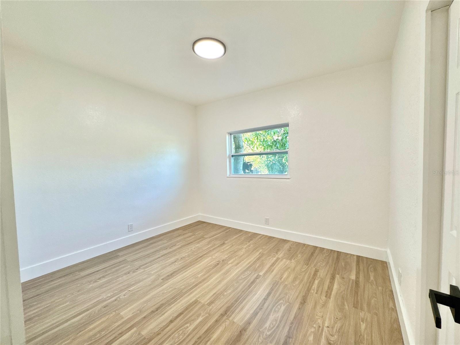 Image 18 of 21 For 1301 Malone Drive