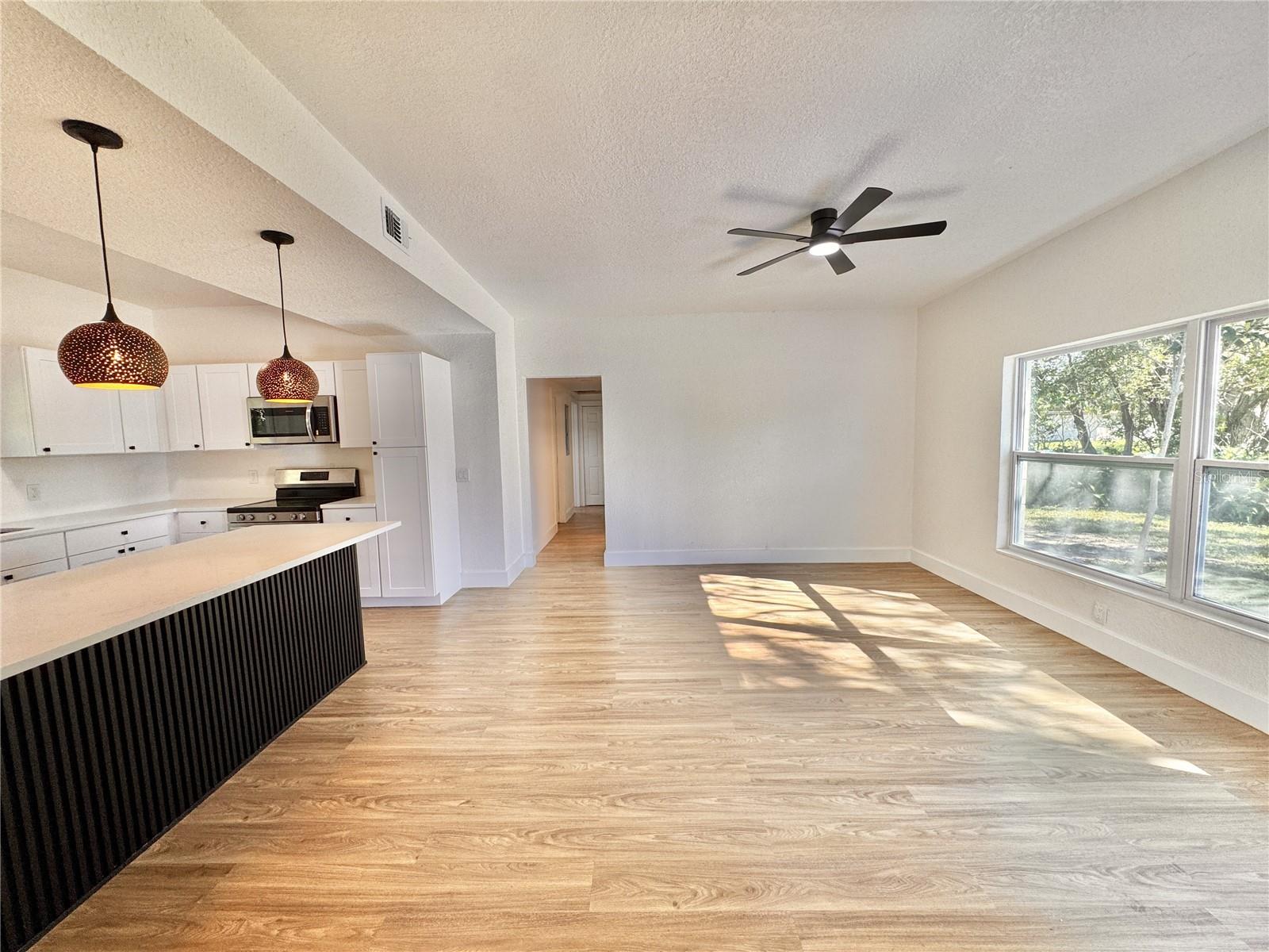 Image 5 of 21 For 1301 Malone Drive