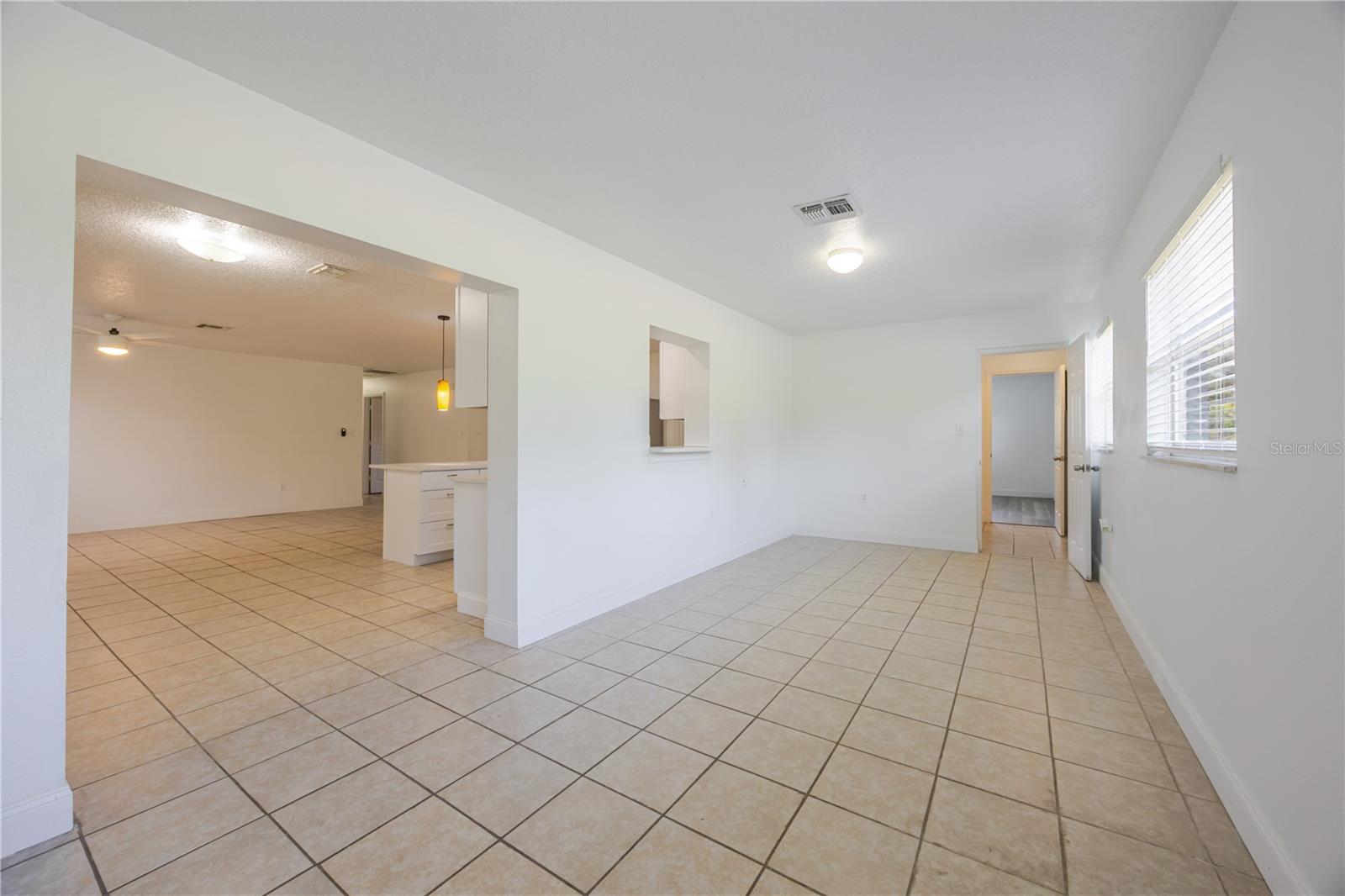 Image 16 of 32 For 495 Orange Avenue