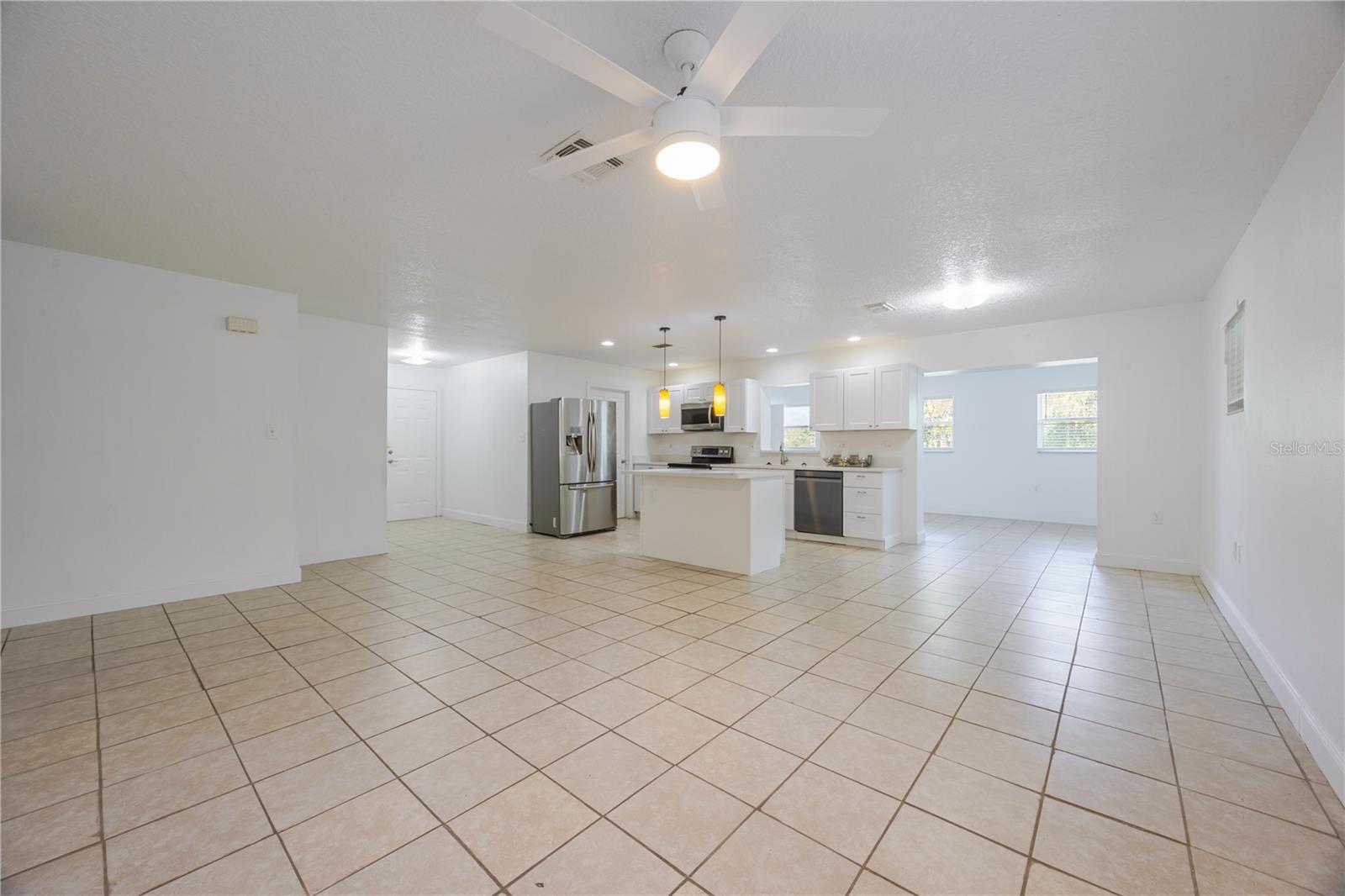 Image 9 of 32 For 495 Orange Avenue