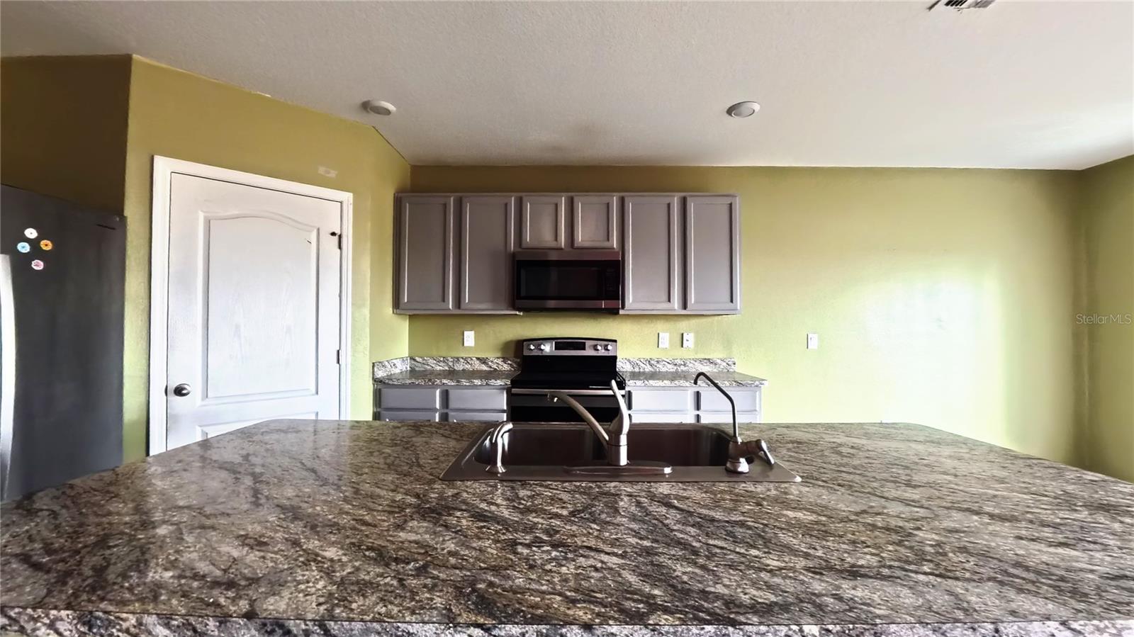 Image 11 of 27 For 246 Meadowbrook Boulevard