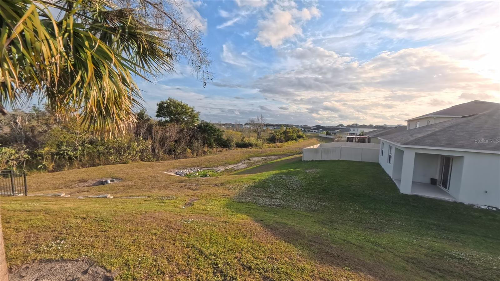 Image 21 of 27 For 246 Meadowbrook Boulevard