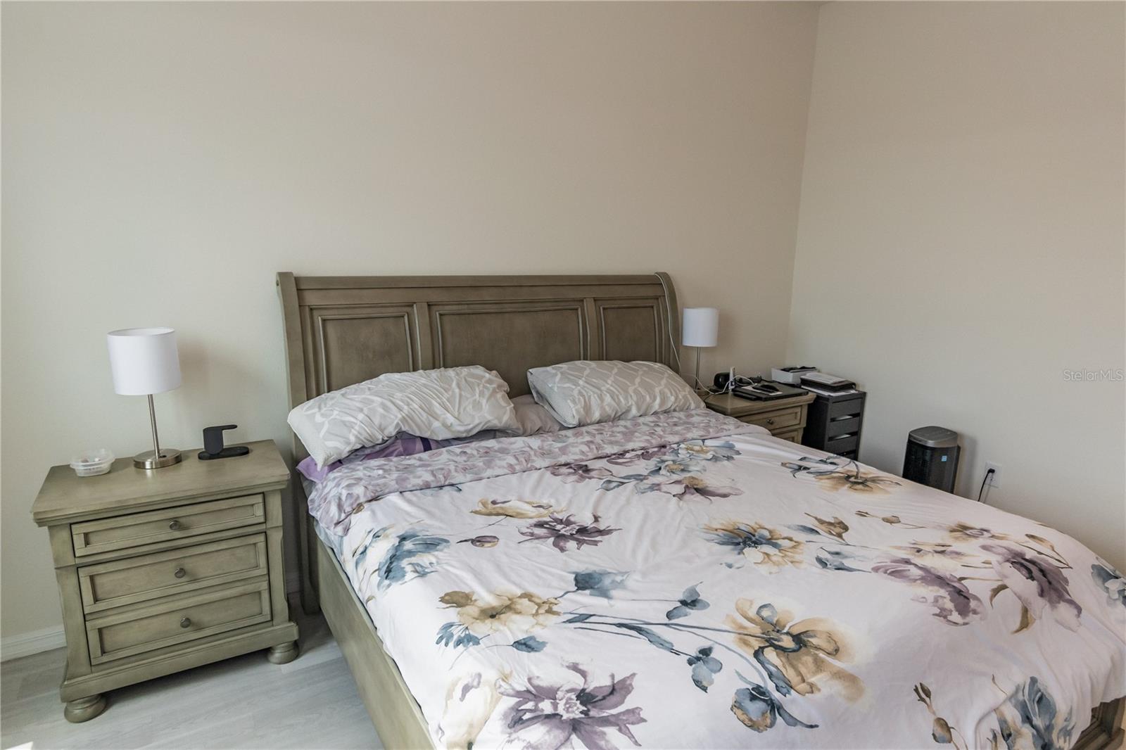 Image 22 of 25 For 2686 Chantilly Avenue