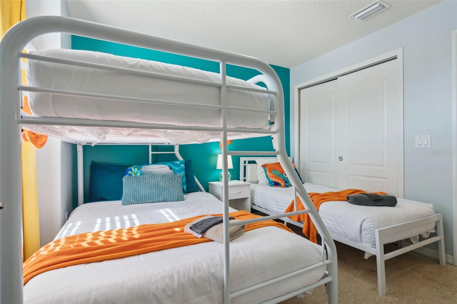 Image 25 of 45 For 8891 Geneve Court