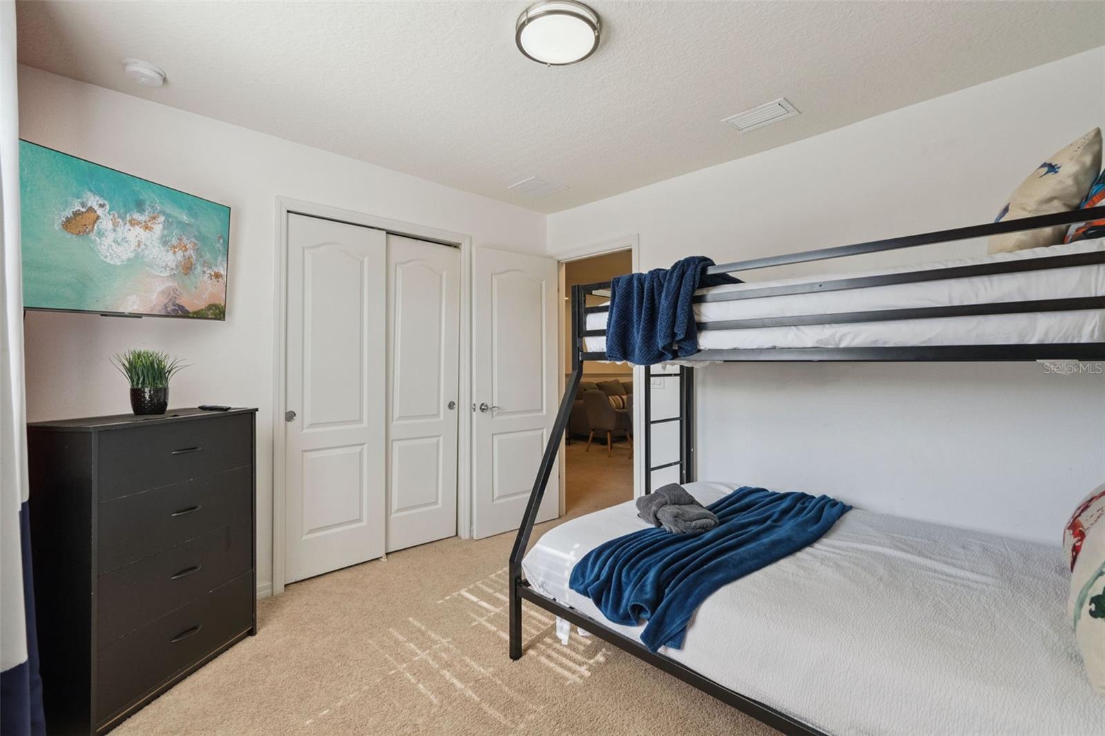 Image 28 of 45 For 8891 Geneve Court