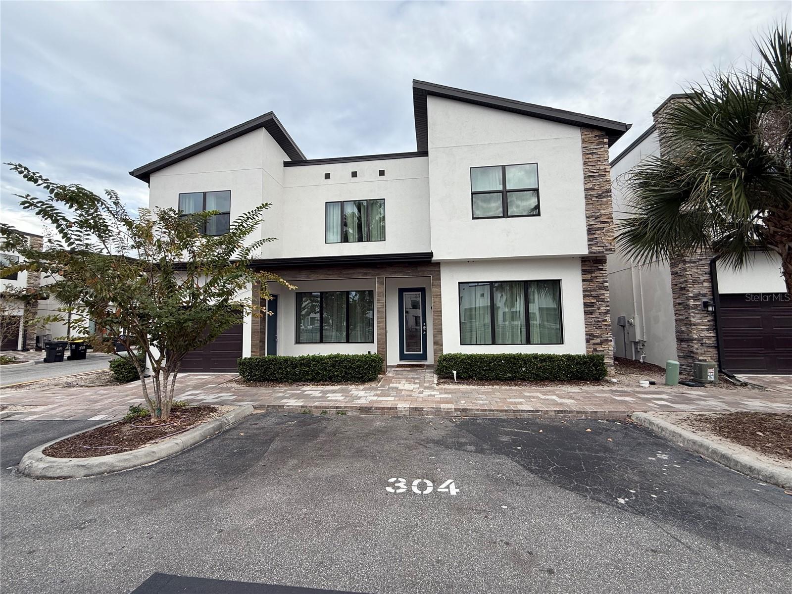 Details for 304 Villa Domani Ct, DAVENPORT, FL 33896