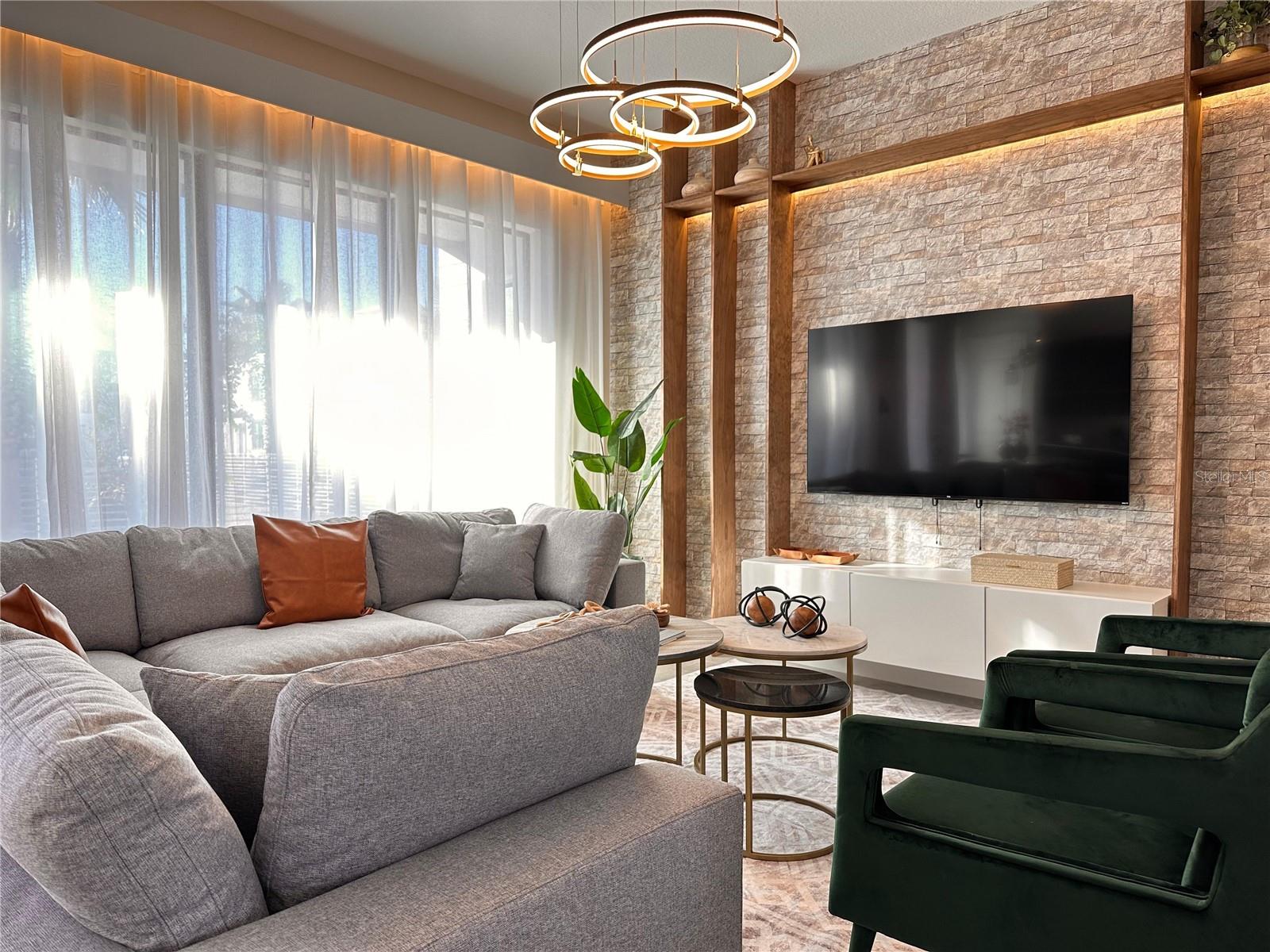 Image 3 of 39 For 304 Villa Domani Ct