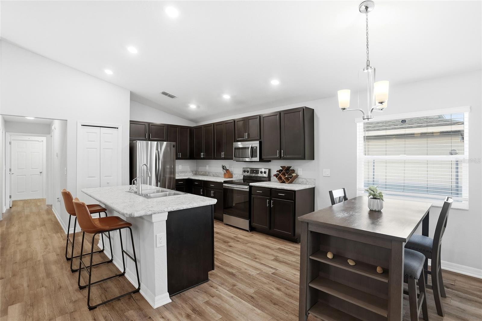 Image 17 of 37 For 128 Foxtail Loop