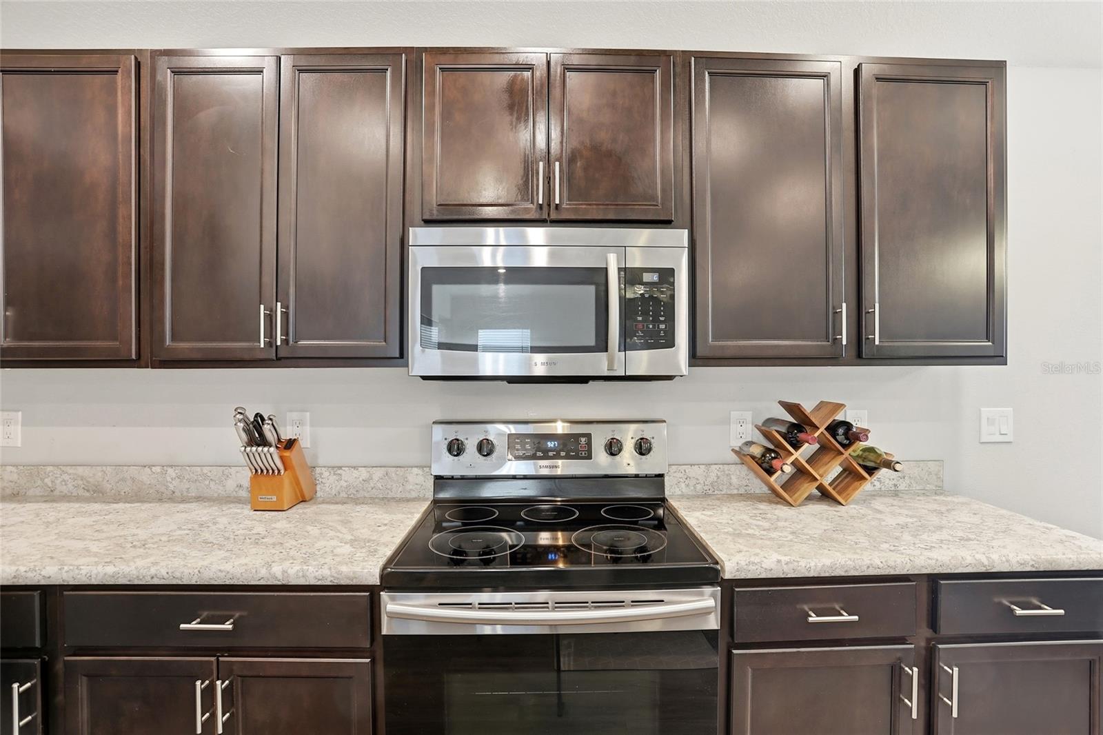 Image 20 of 37 For 128 Foxtail Loop