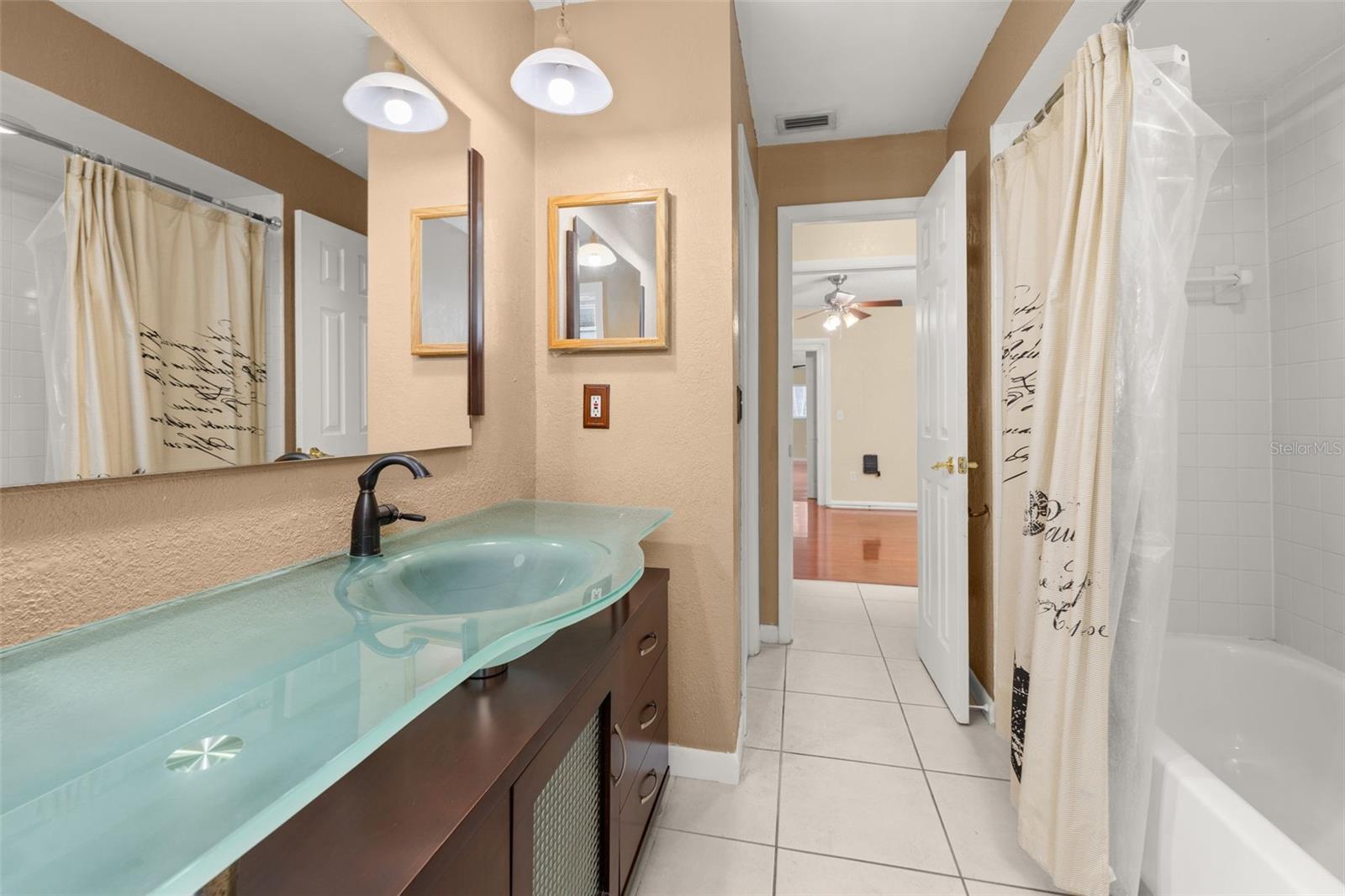 Image 30 of 93 For 204 Blue Lake Drive