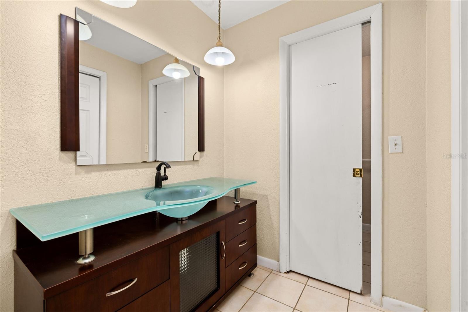 Image 34 of 93 For 204 Blue Lake Drive