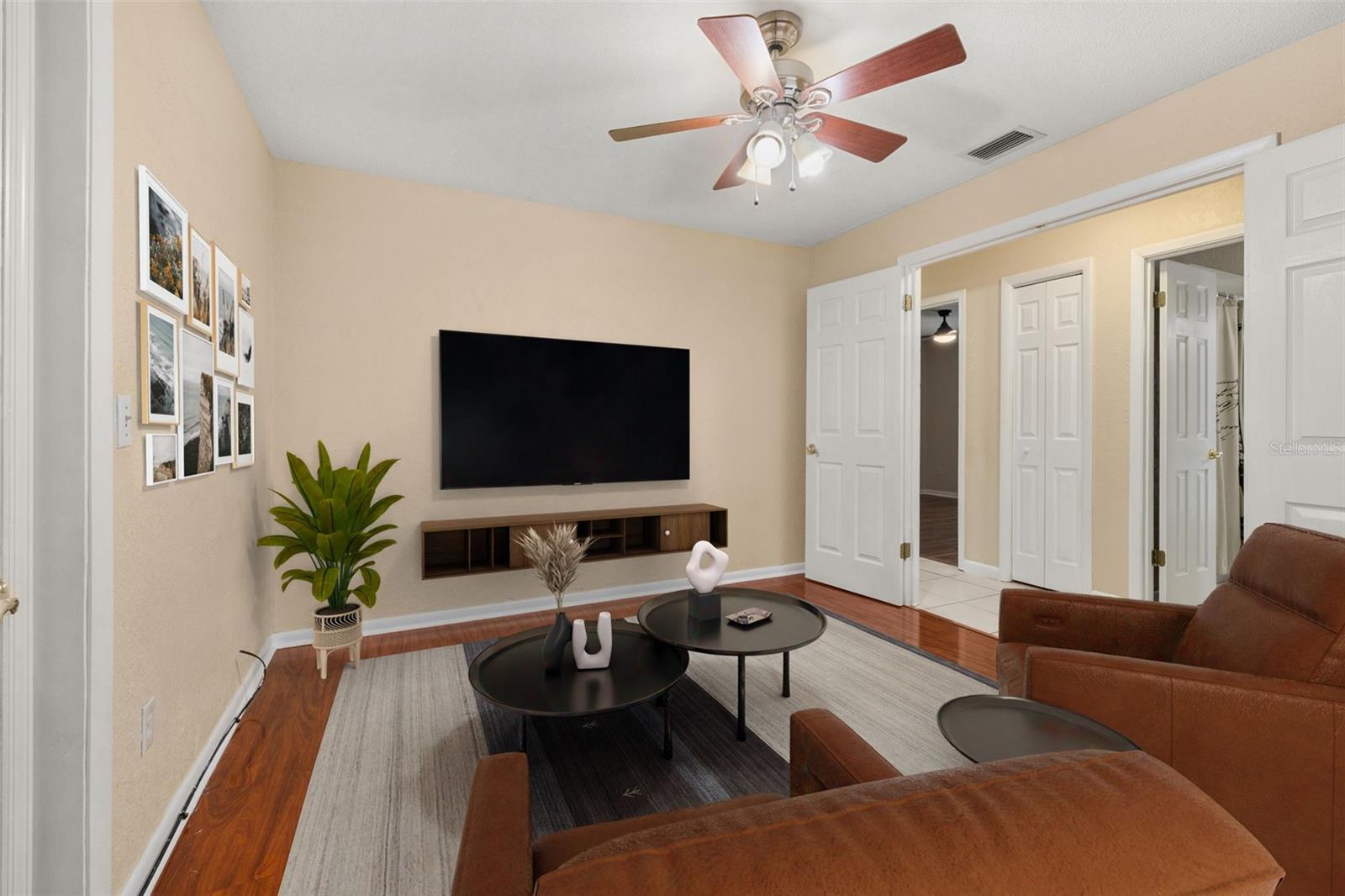 Image 39 of 93 For 204 Blue Lake Drive