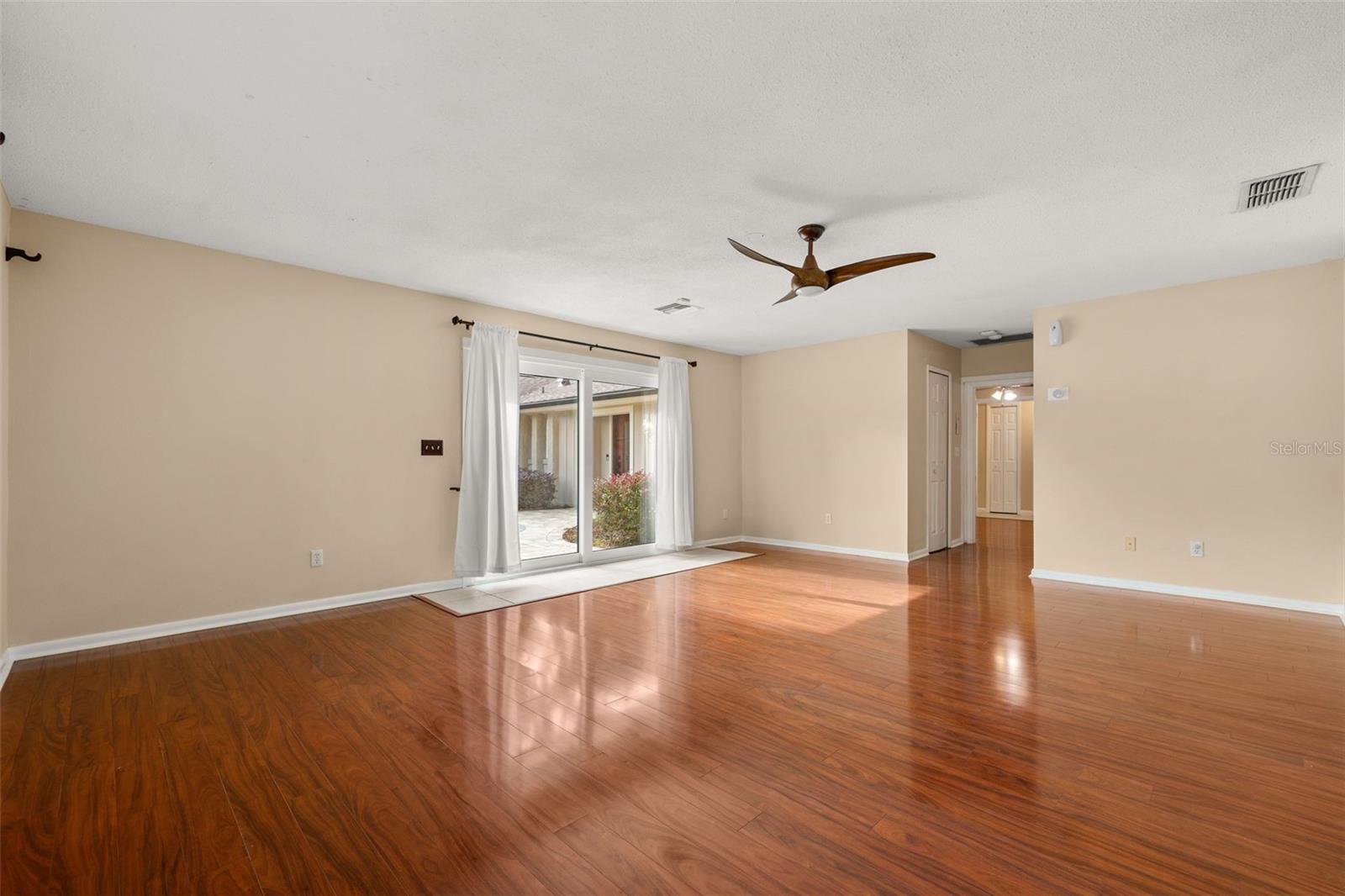 Image 43 of 93 For 204 Blue Lake Drive