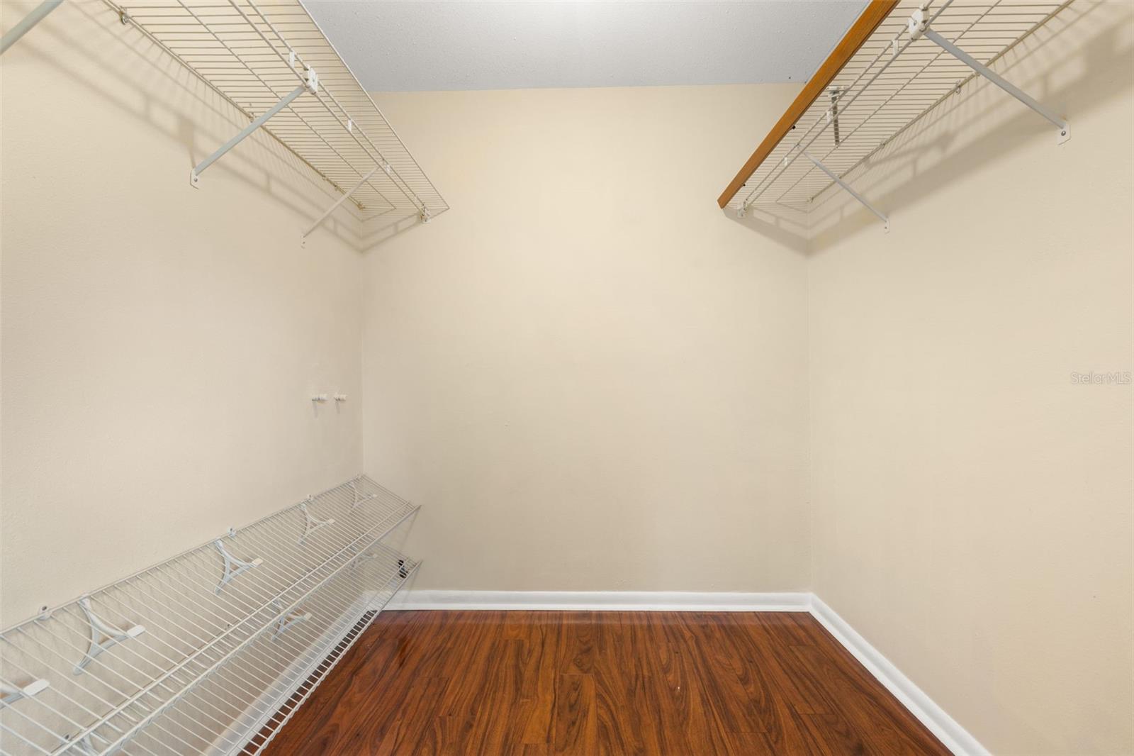 Image 45 of 93 For 204 Blue Lake Drive