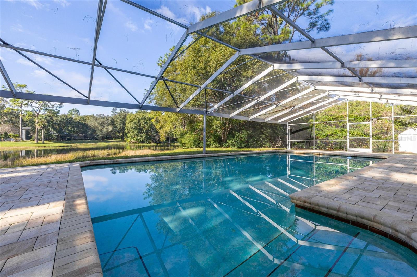 Image 61 of 93 For 204 Blue Lake Drive