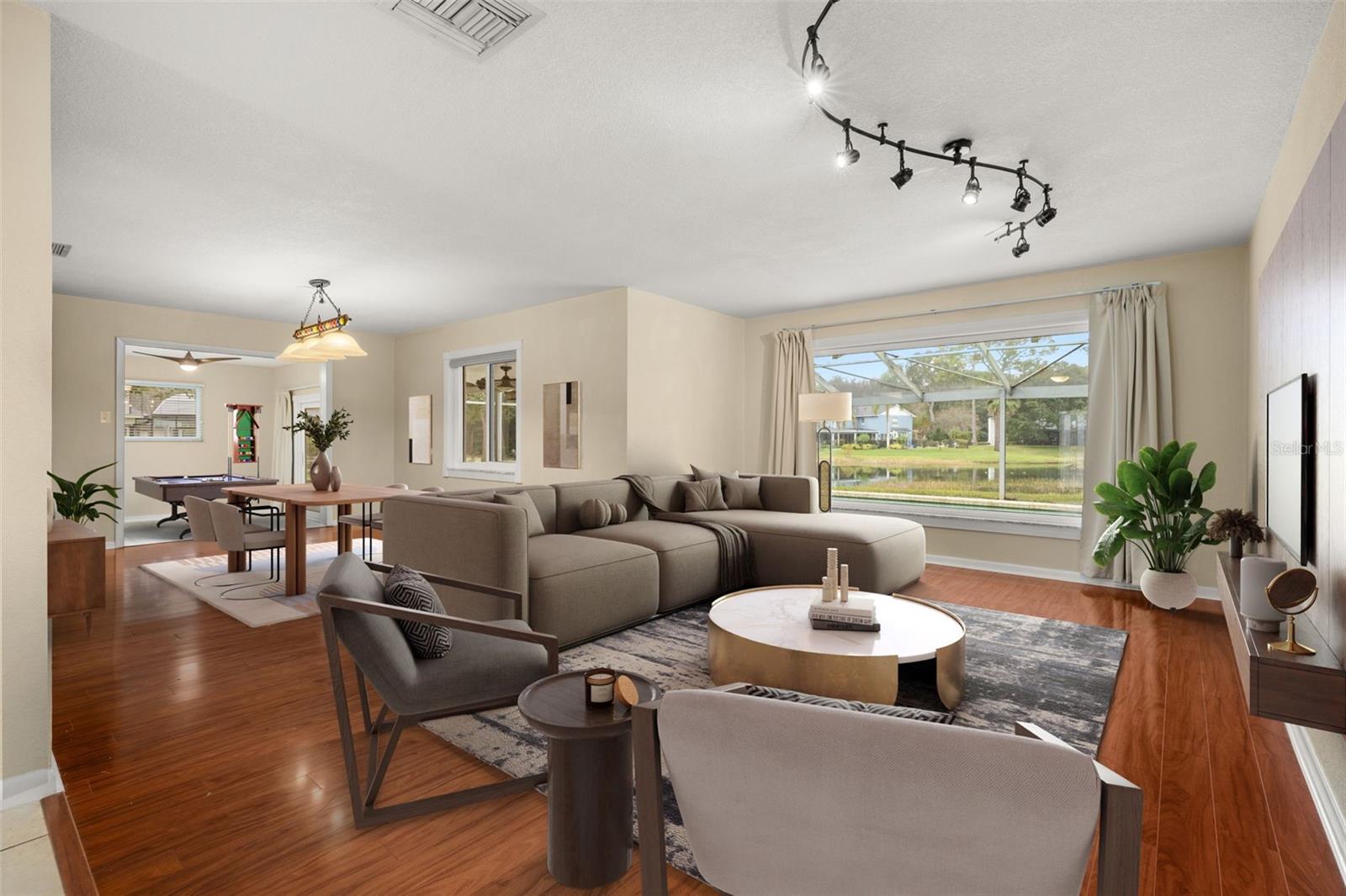 Image 9 of 93 For 204 Blue Lake Drive