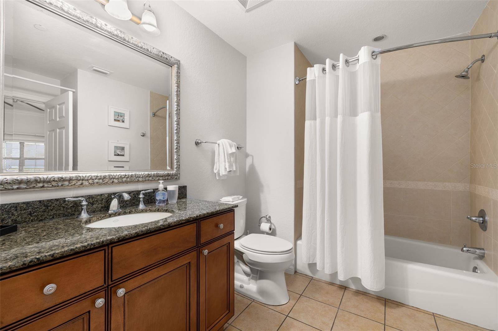 Image 11 of 56 For 1100 Sunset View Circle 302