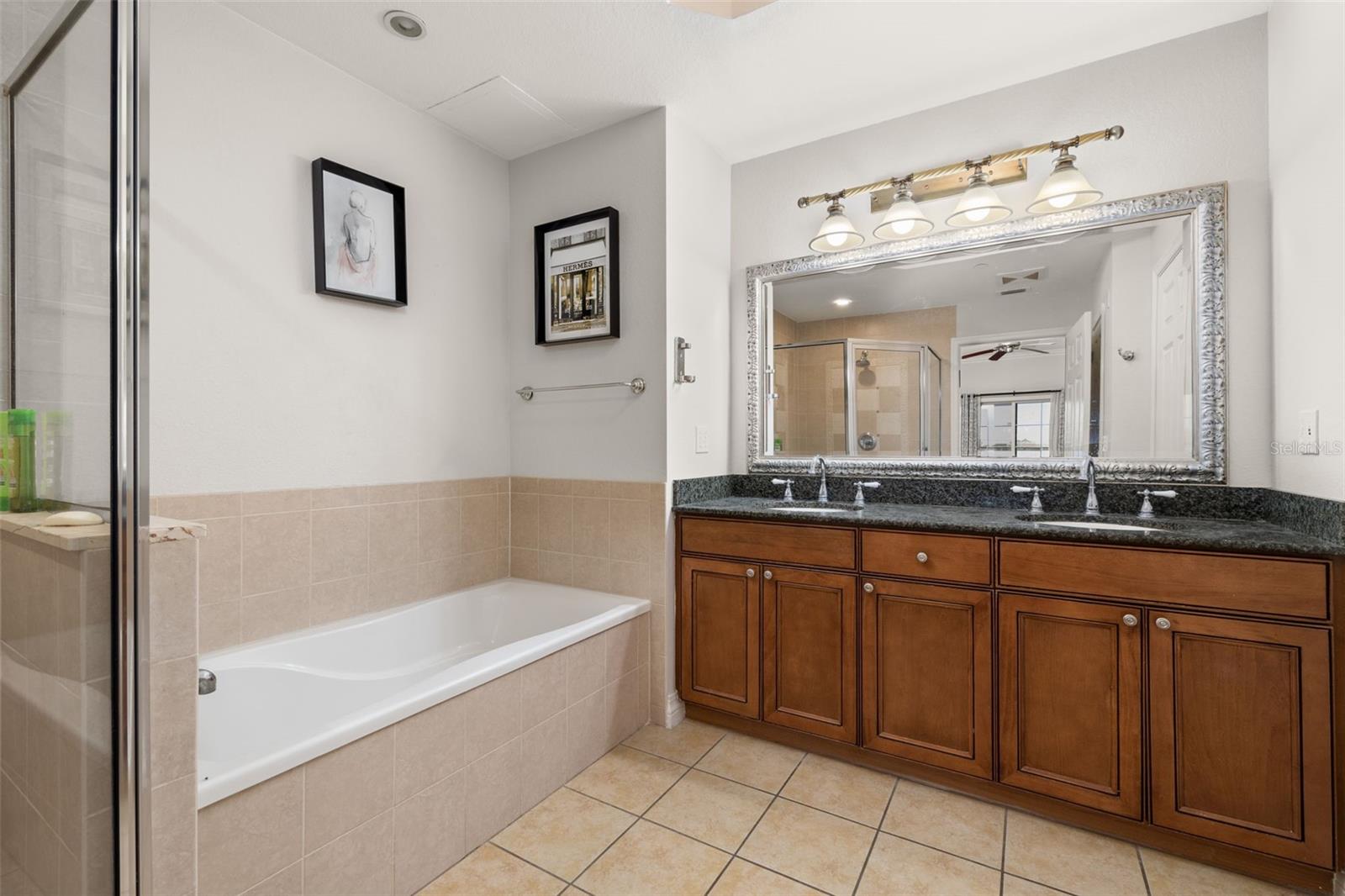 Image 27 of 56 For 1100 Sunset View Circle 302