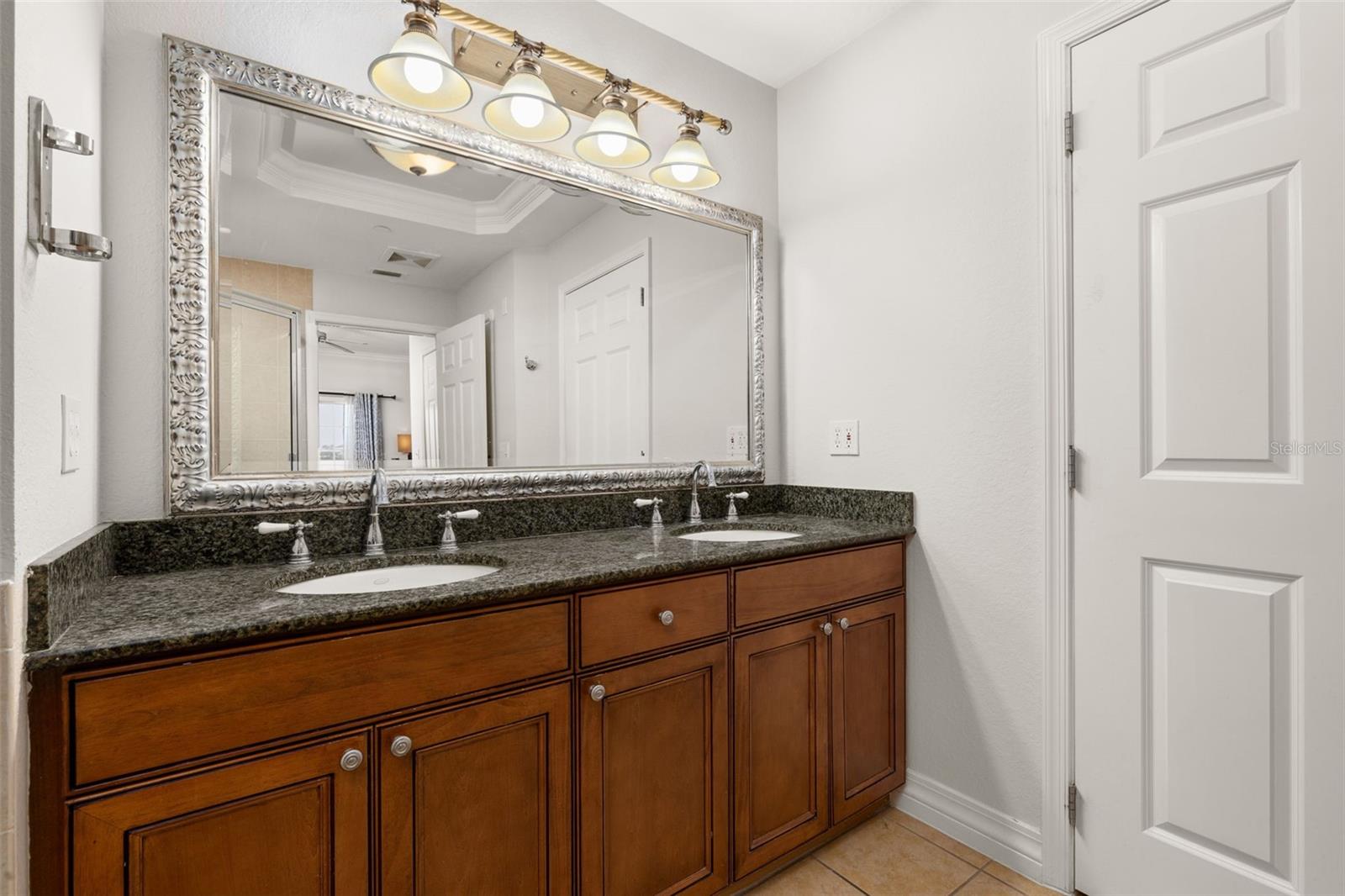 Image 29 of 56 For 1100 Sunset View Circle 302