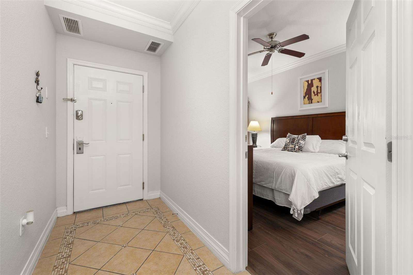 Image 3 of 56 For 1100 Sunset View Circle 302