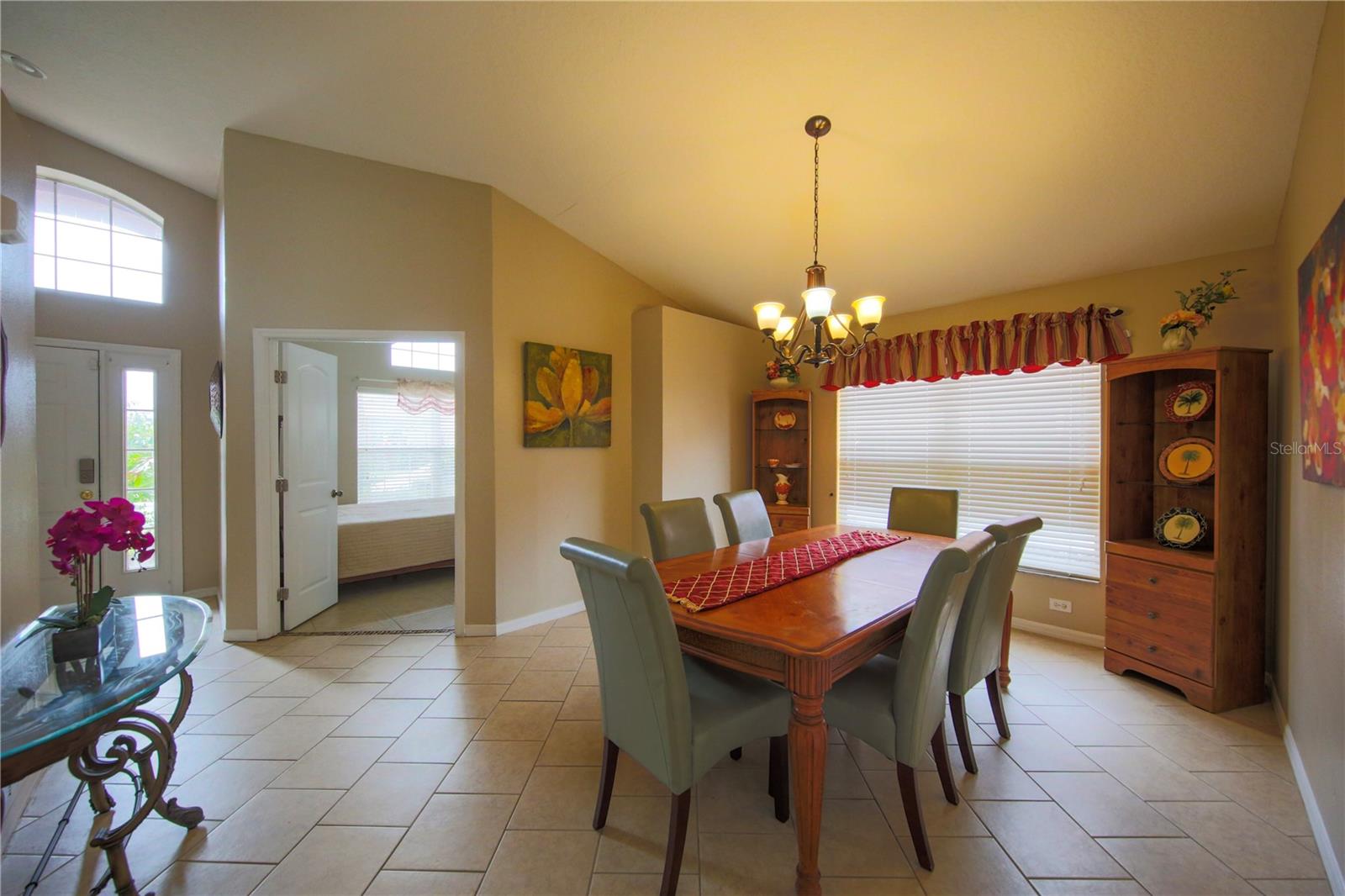 Image 6 of 35 For 1224 Solana Circle