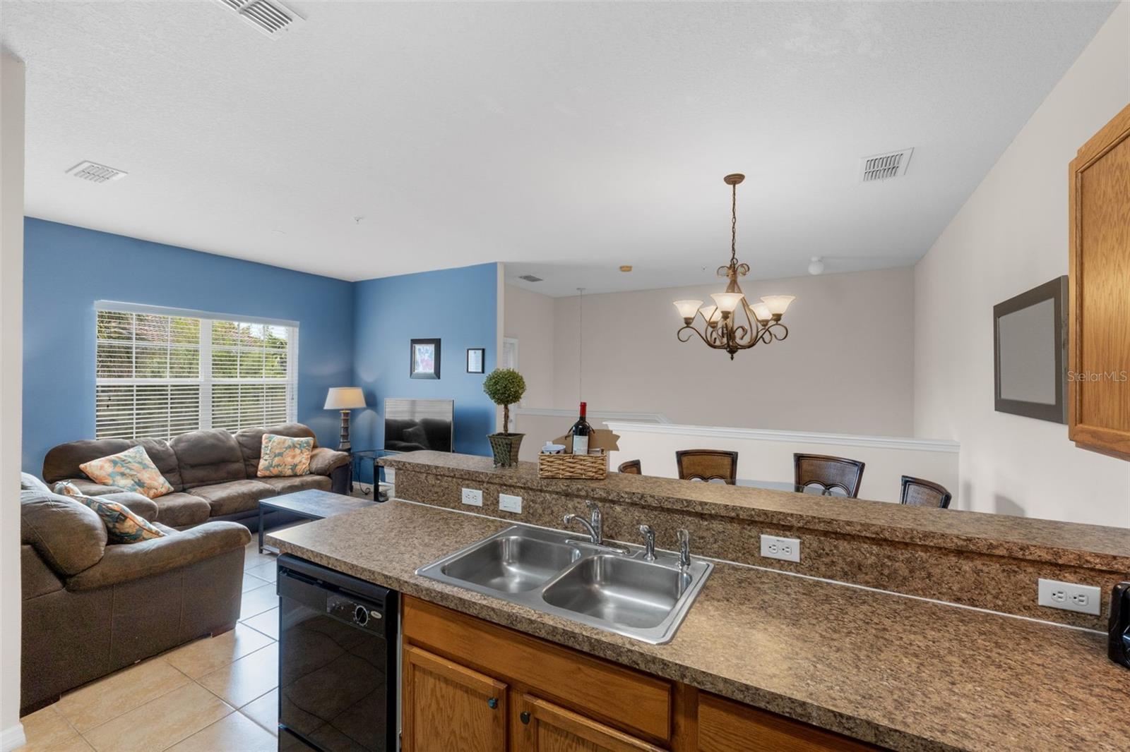 Image 7 of 26 For 2835 Oakwater Drive 2835
