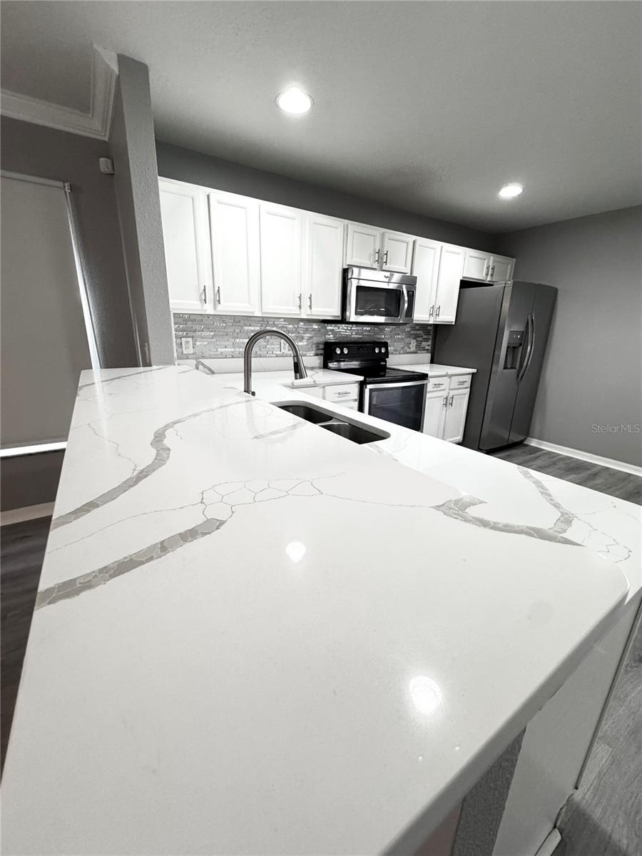 Image 4 of 14 For 501 Flower Fields Lane