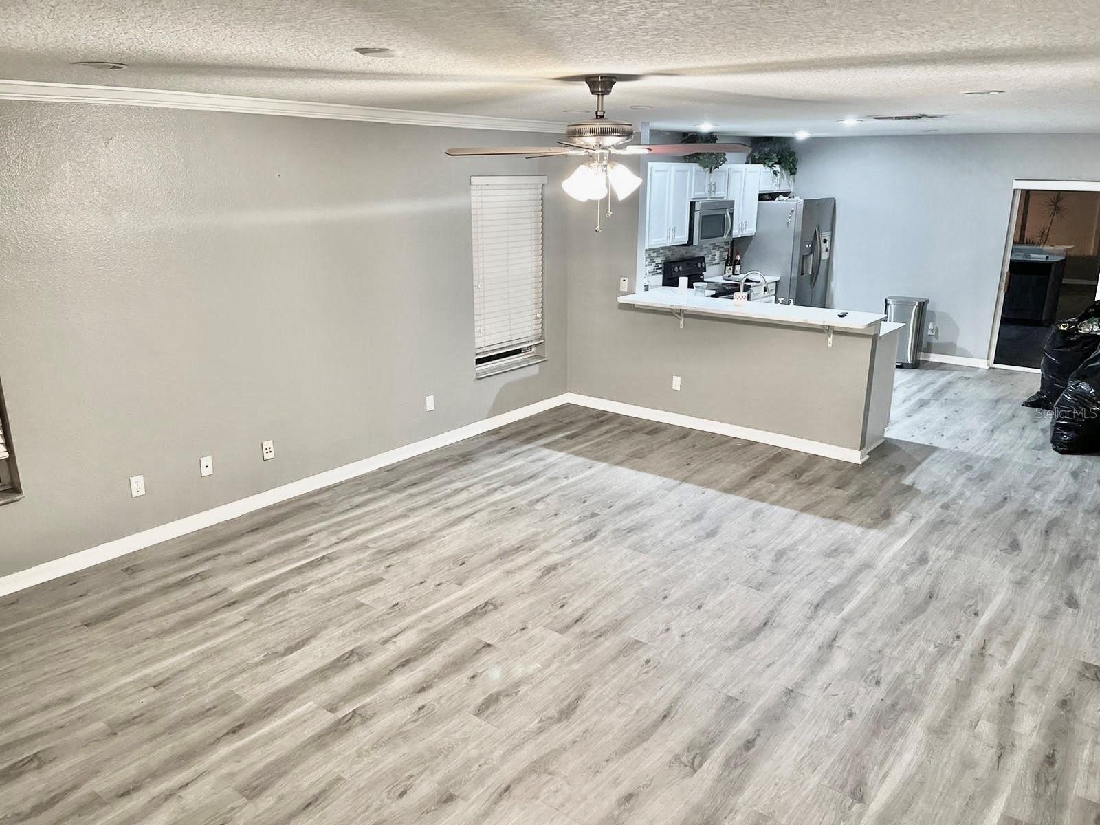 Image 8 of 14 For 501 Flower Fields Lane