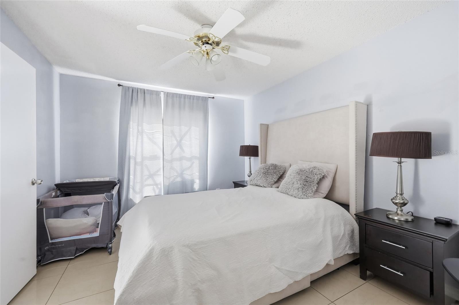 Image 16 of 36 For 1232 Barefoot Bay Drive