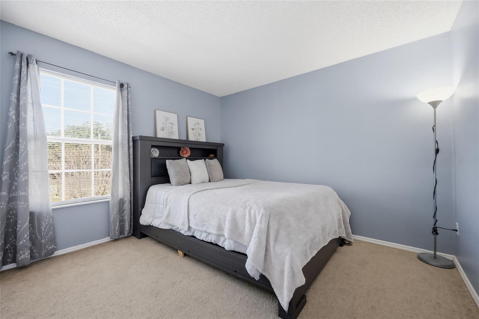 Image 22 of 36 For 1232 Barefoot Bay Drive