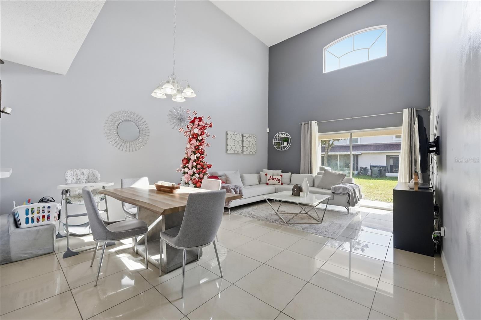 Image 9 of 36 For 1232 Barefoot Bay Drive