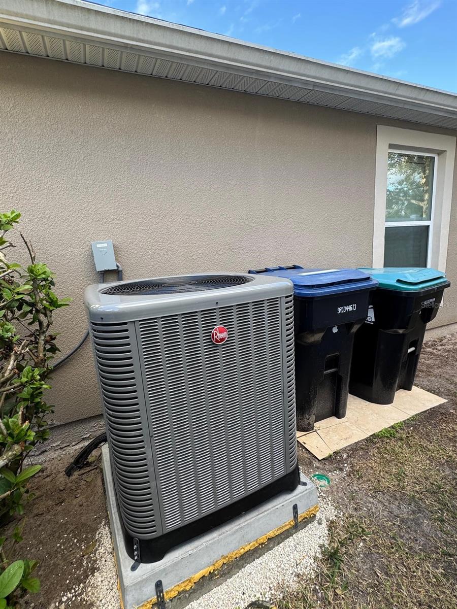 Image 19 of 20 For 1268 Toluke Point