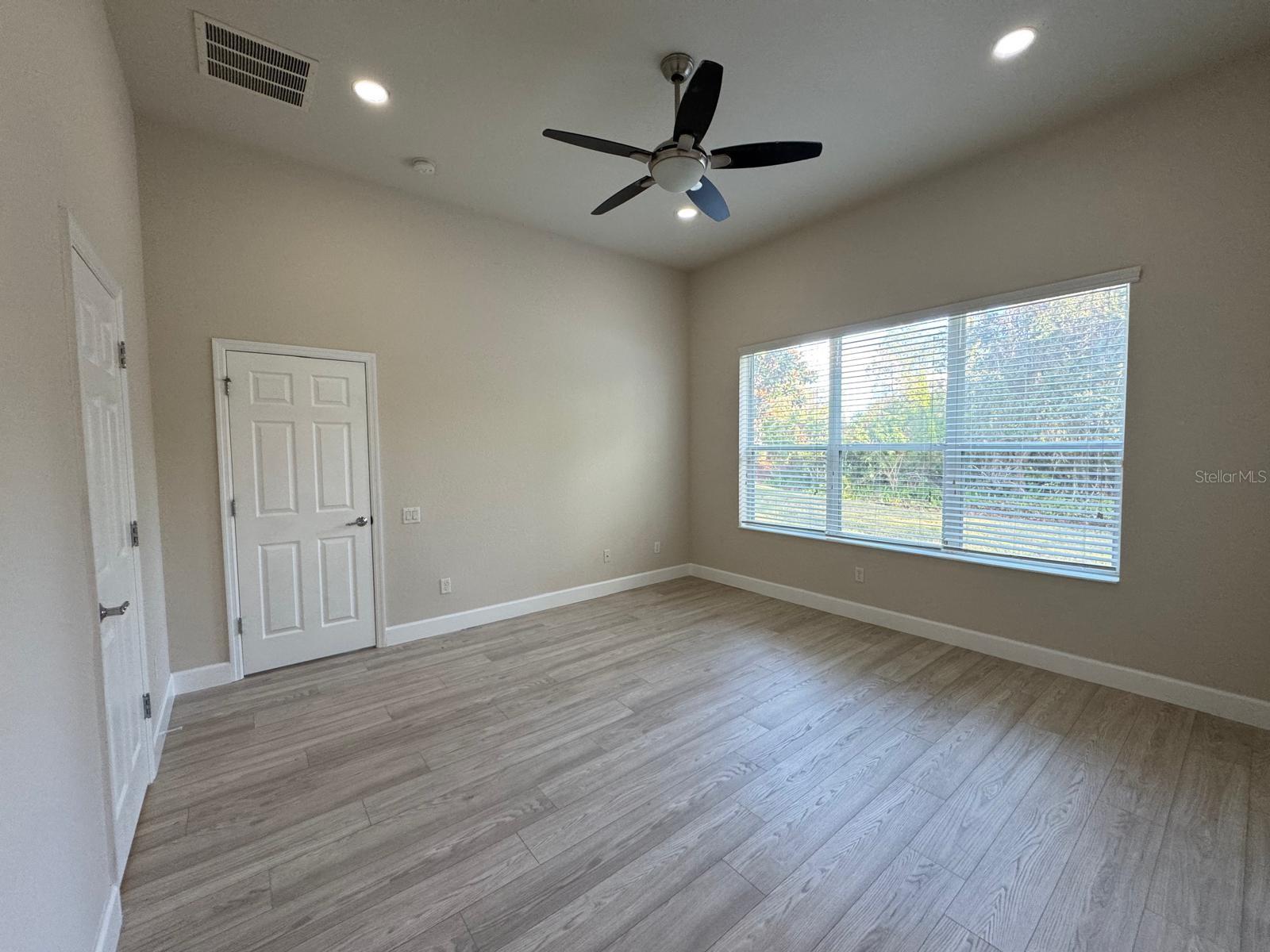 Image 7 of 20 For 1268 Toluke Point