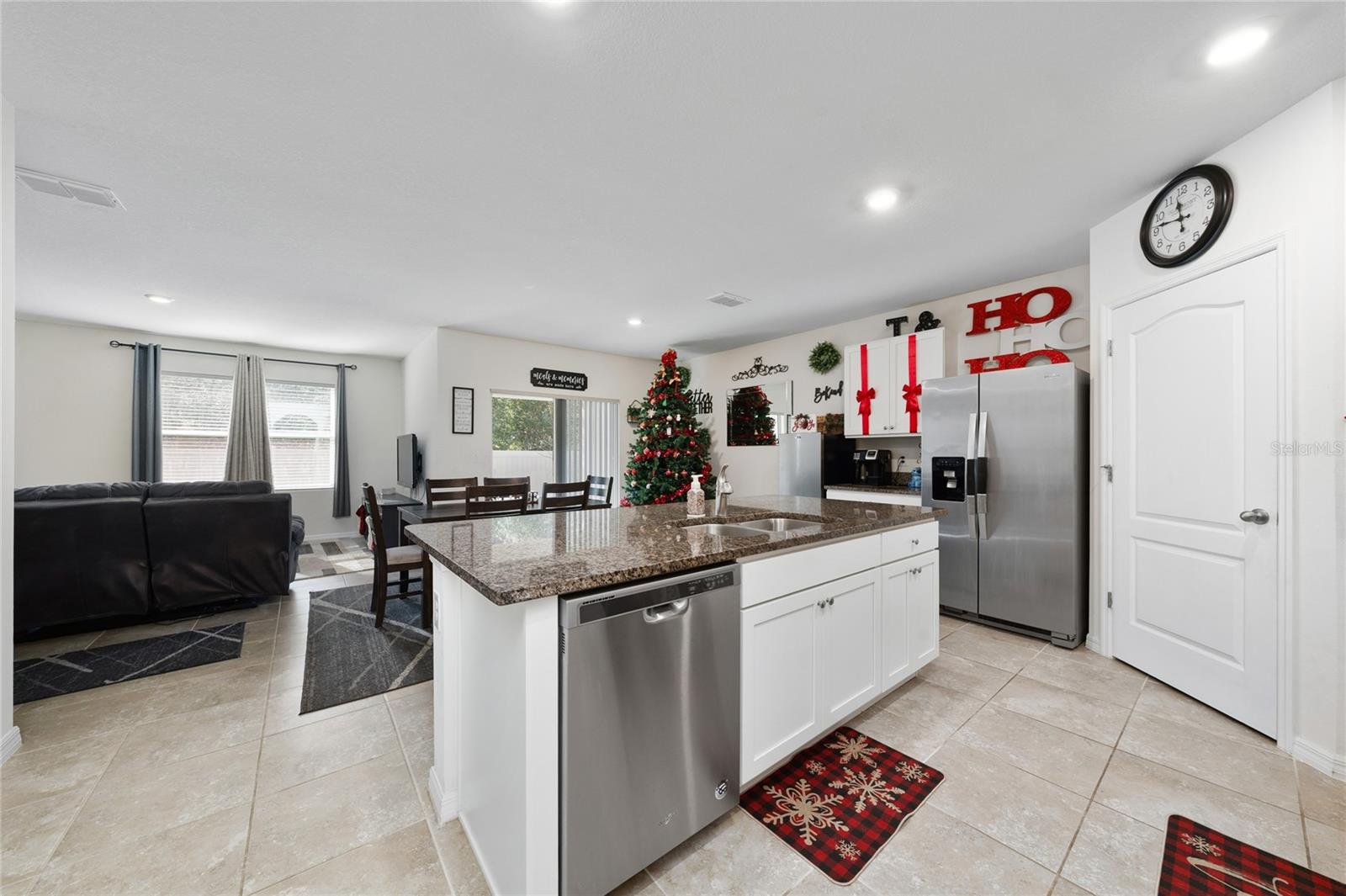 Image 26 of 34 For 808 Baylor Drive