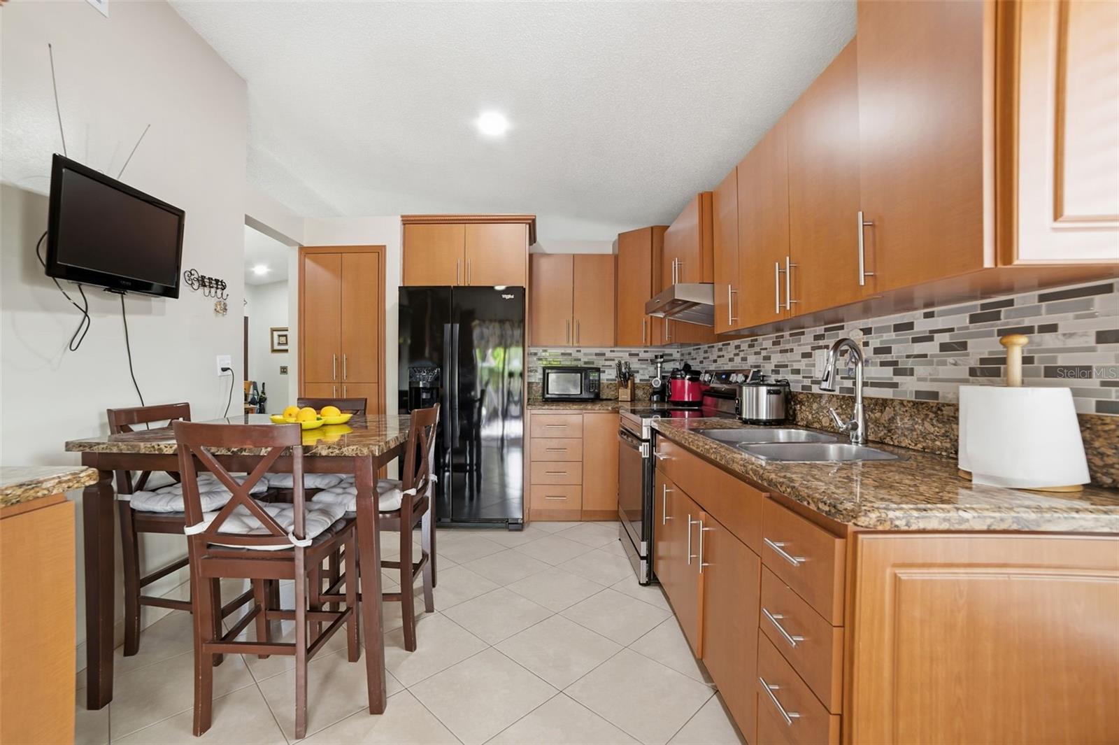 Image 11 of 37 For 8300 193rd Lane