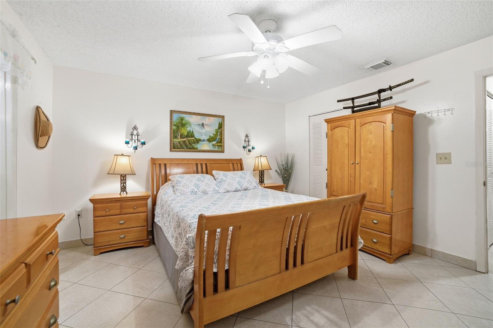 Image 15 of 37 For 8300 193rd Lane