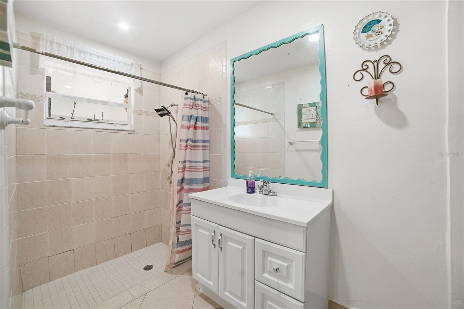 Image 24 of 37 For 8300 193rd Lane