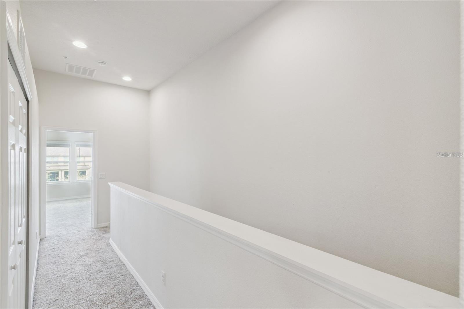 Image 10 of 21 For 3047 Alessa Loop